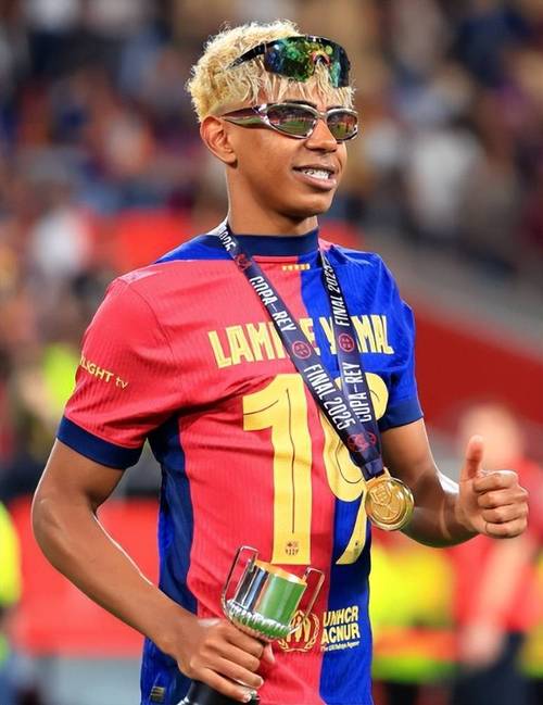 魏祥鑫：感谢球迷的支持，是我们没有做好，对不起他们（魏祥鑫：感激球迷支持，我们表现欠佳，向球迷致歉）