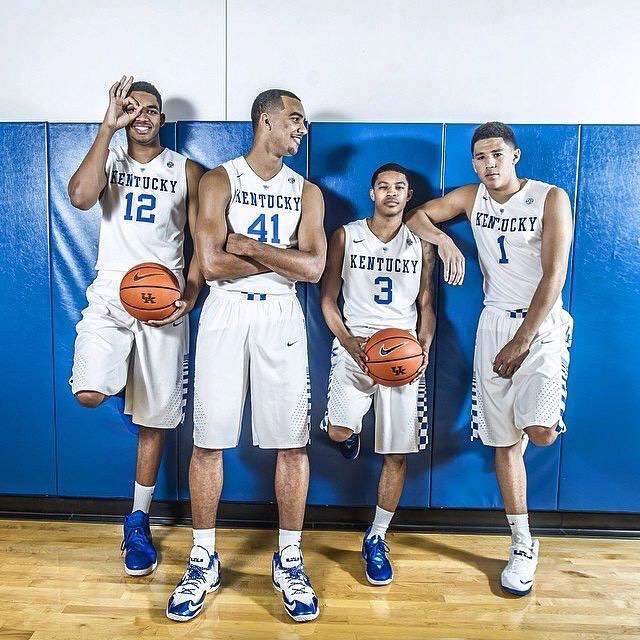 2025／26赛季英超：北伐狂飙！ 切尔西四轮不败暂升第二，恐怖火力剑指冠军（2025／26英超风云：切尔西四轮不败升至次席，火力爆棚冲击冠军）