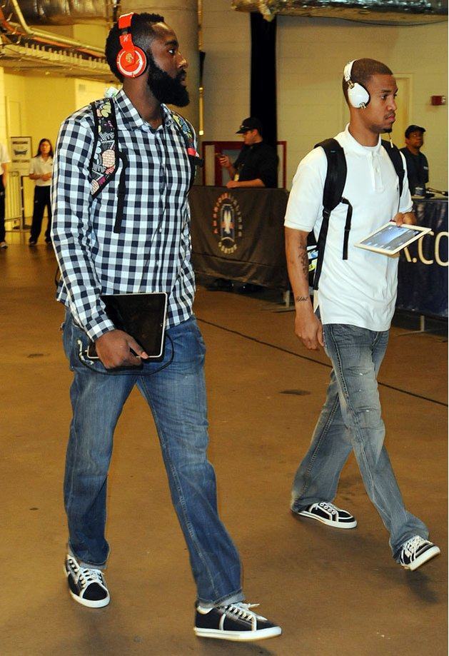 宁波休赛期阵容大换血 揭幕战胜浙江耳目一新 丁指导压力有点大（宁波队休赛期重塑阵容，揭幕战力克浙江焕然一新，丁指导压力陡增）