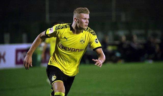 半场战报：国安2-0亚泰，塞尔吉尼奥破旧主，法比奥点射（半场：国安2-0领先亚泰，塞尔吉尼奥反戈旧主，法比奥点球命中）